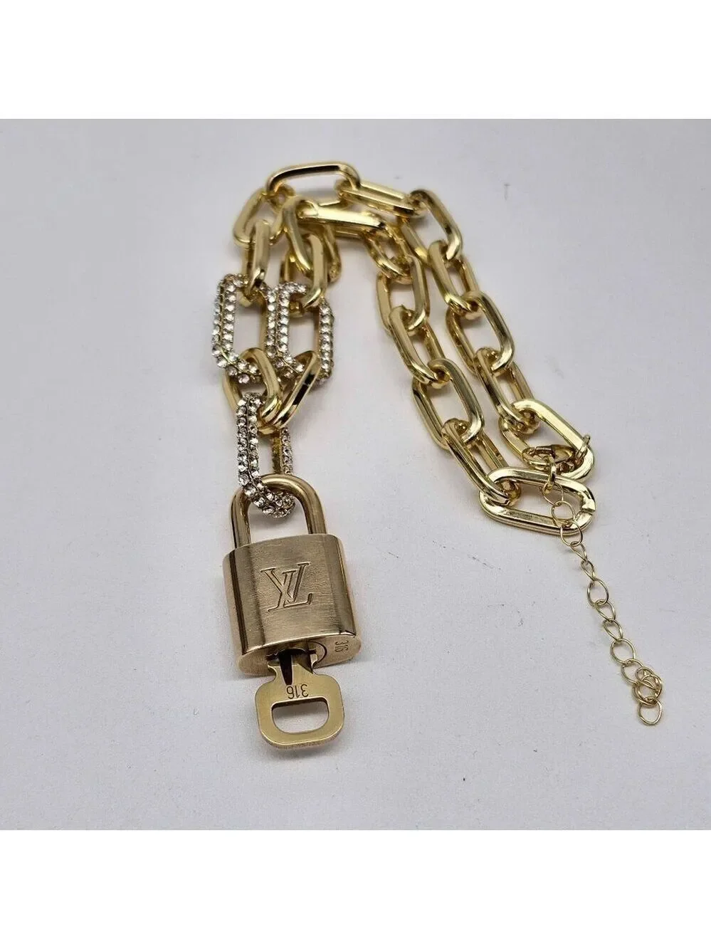 Authentic Louis Vuitton Lock & Key w/ Unbranded Gold Plated Gold Chain Necklace
